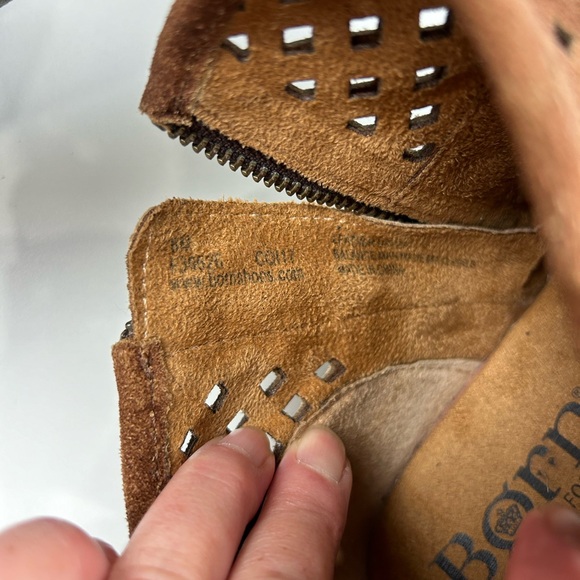 Born Women’s Size 8 Winema Brown Leather Ankle Zip Booties - Picture 11 of 11